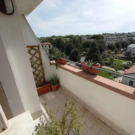 Attico La Bomboniera 8 Min A14 Cattolica E Autodromo Misano Apartment